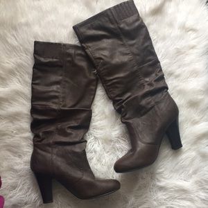 Brown boots